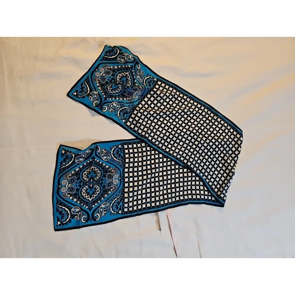 Vana Japsn Silk Scarf Blue Black White Paisley 10